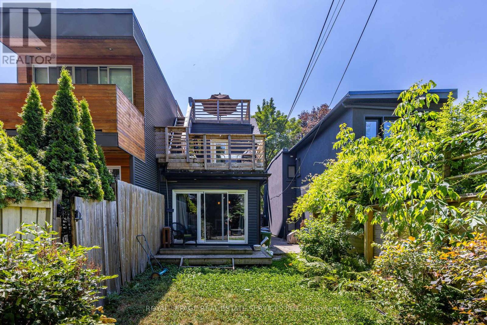 10 Follis Avenue, Toronto (Annex), Ontario  M6G 1S3 - Photo 38 - C12311836