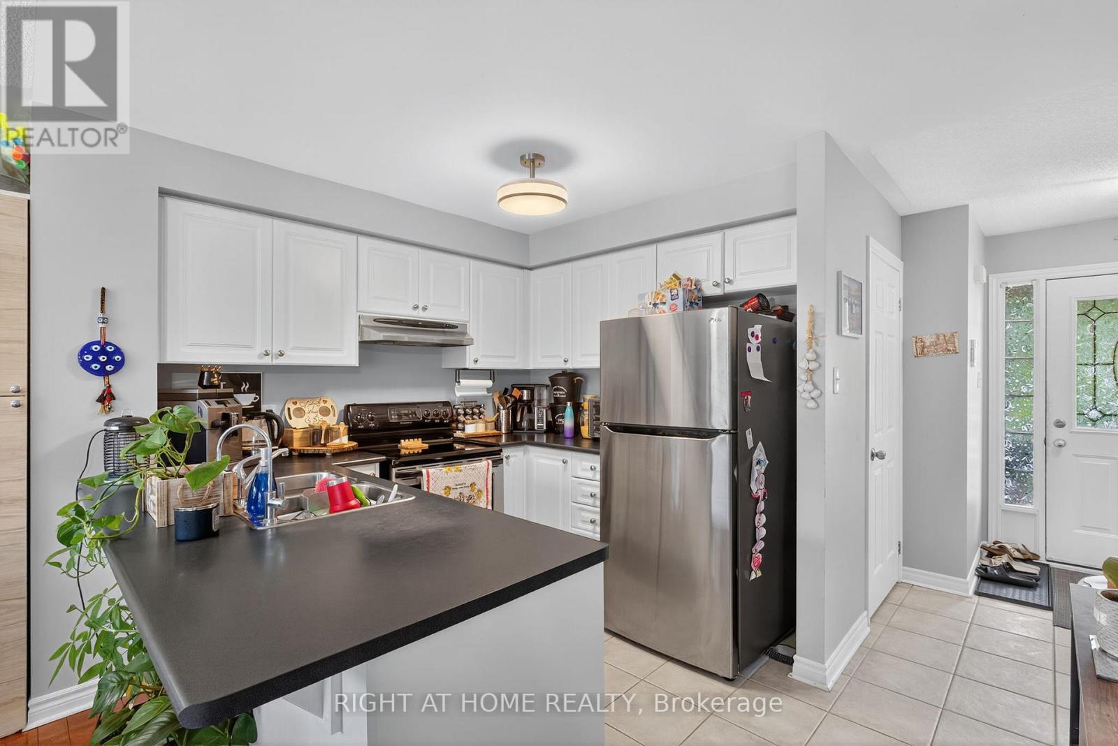 3 Player Drive, Barrie, Ontario  L4M 6V9 - Photo 11 - S12311829