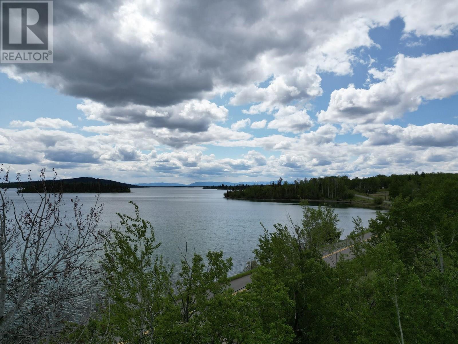 5943 N Green Lake Road, 70 Mile House, British Columbia  V0K 2K1 - Photo 2 - R3008878