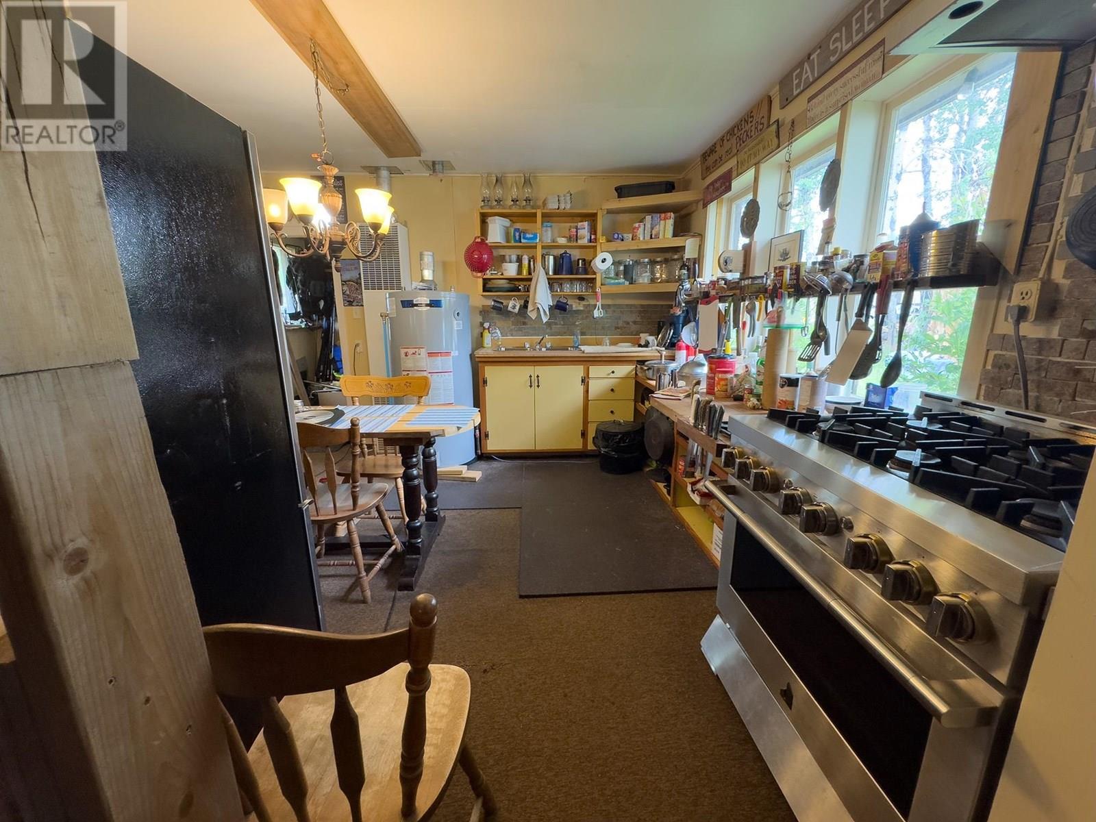 5943 N Green Lake Road, 70 Mile House, British Columbia  V0K 2K1 - Photo 10 - R3008878