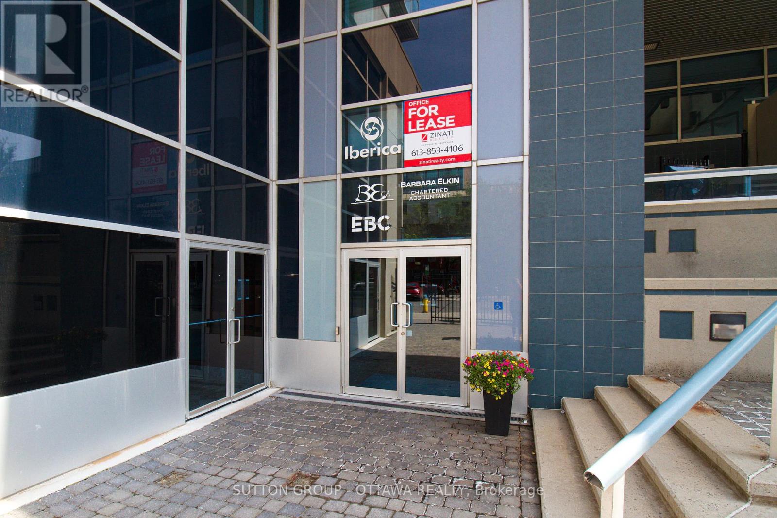 103 - 160 George Street, Ottawa, Ontario  K1N 9M2 - Photo 2 - X12311885