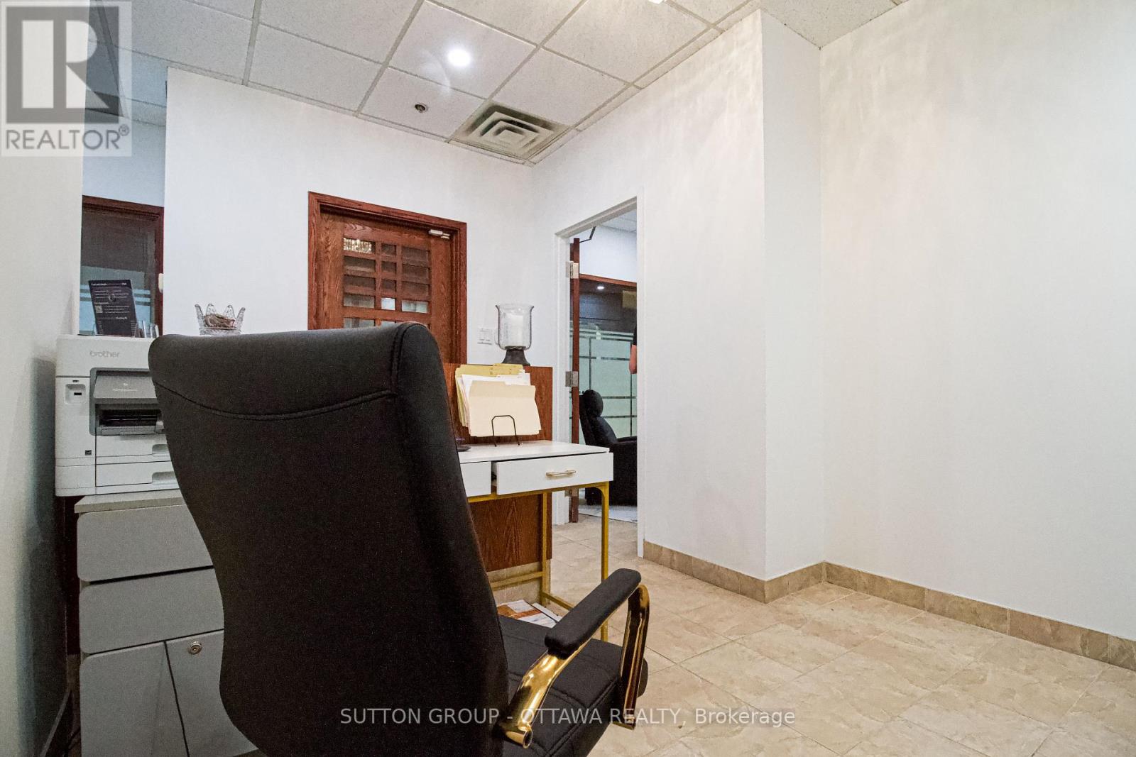 103 - 160 George Street, Ottawa, Ontario  K1N 9M2 - Photo 7 - X12311885