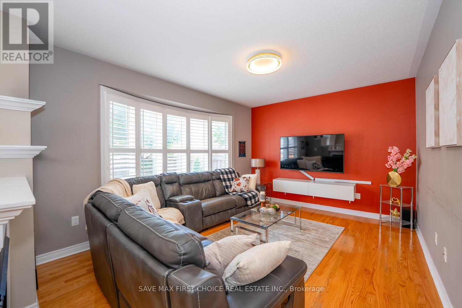 30 Cedarsprings Way, Brampton, Ontario  L6R 0Y2 - Photo 12 - W12311841