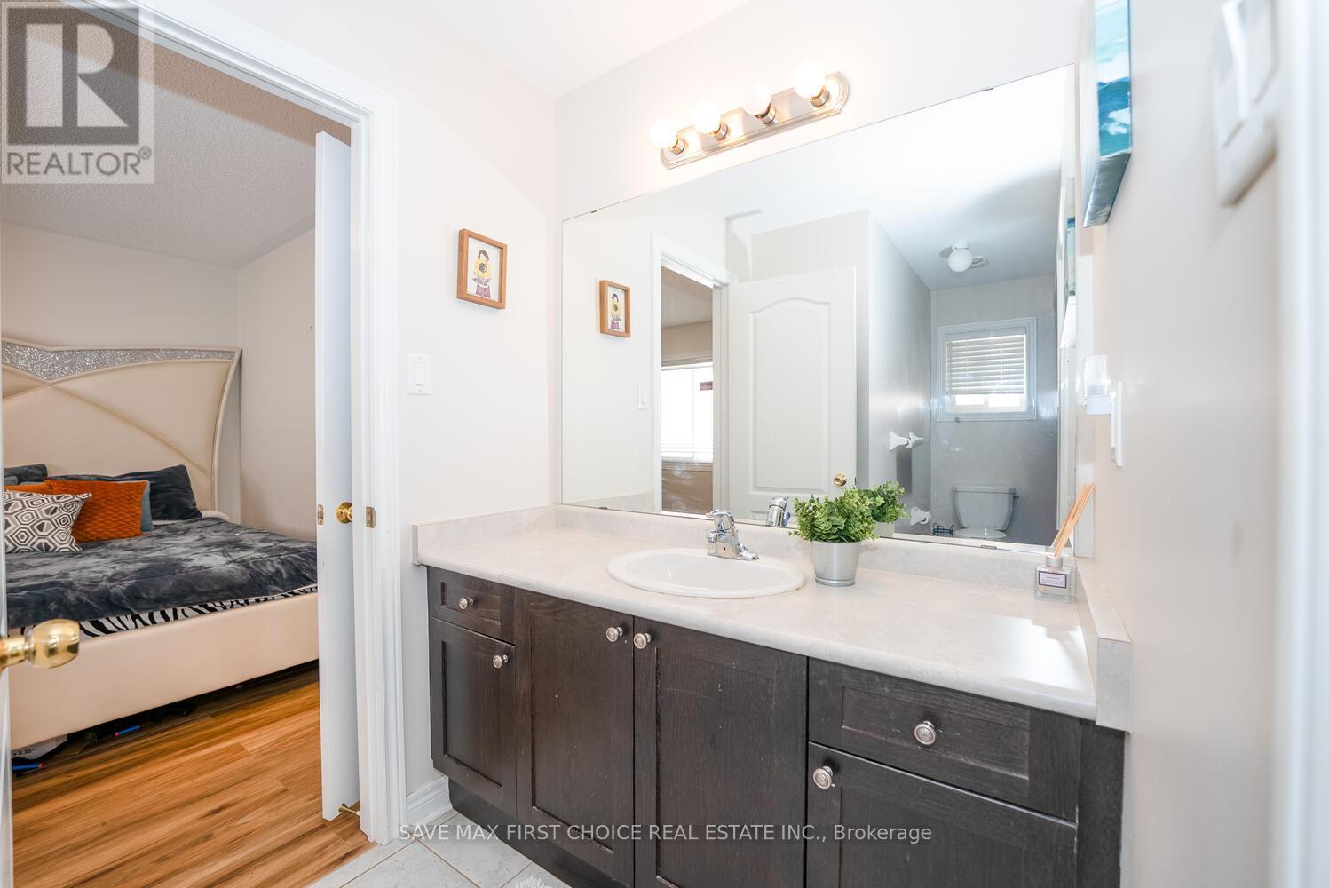 30 Cedarsprings Way, Brampton, Ontario  L6R 0Y2 - Photo 33 - W12311841