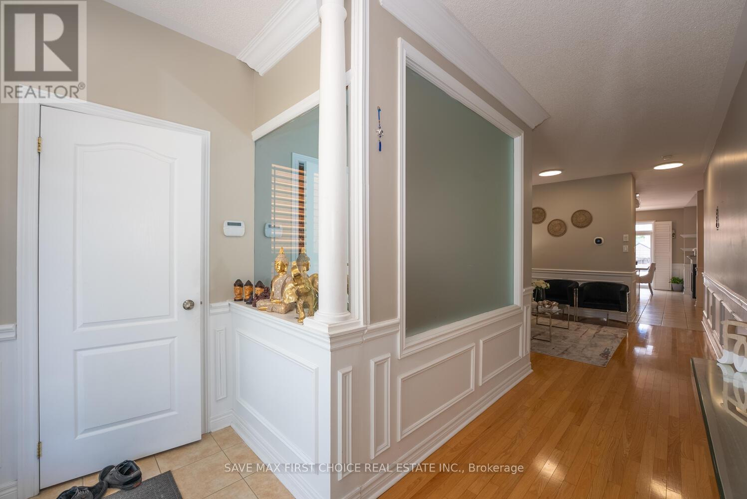 30 Cedarsprings Way, Brampton, Ontario  L6R 0Y2 - Photo 6 - W12311841