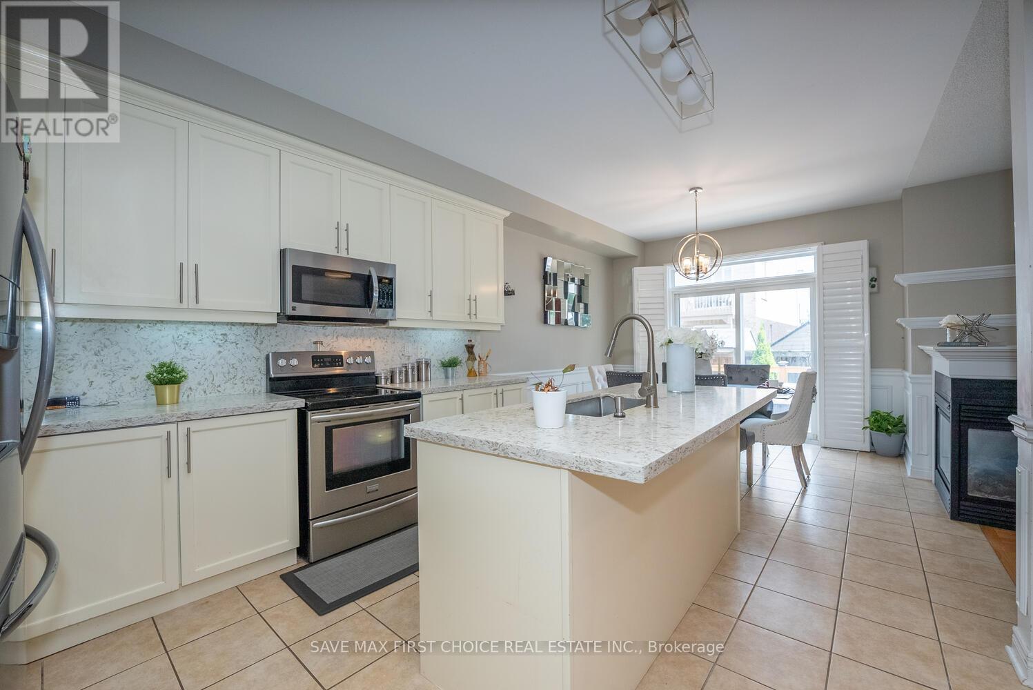 30 Cedarsprings Way, Brampton, Ontario  L6R 0Y2 - Photo 9 - W12311841