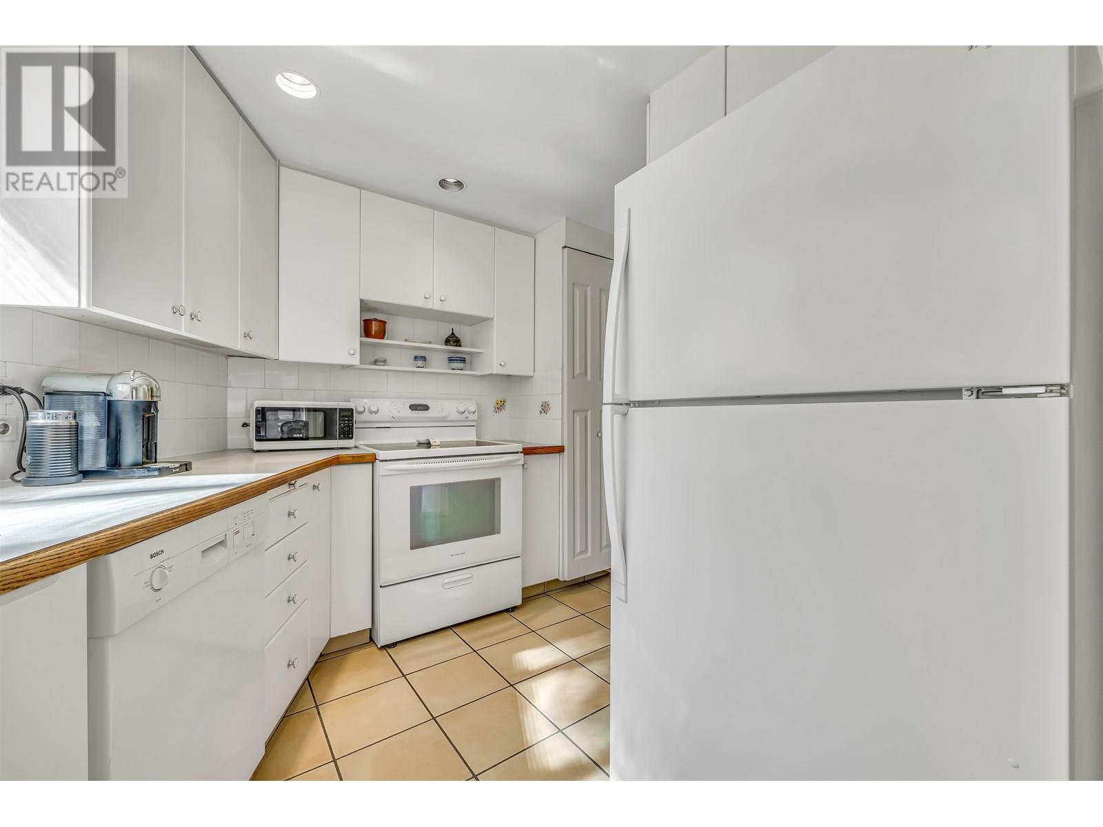 508 1949 Beach Avenue, Vancouver, British Columbia  V6G 1Z2 - Photo 13 - R3031426