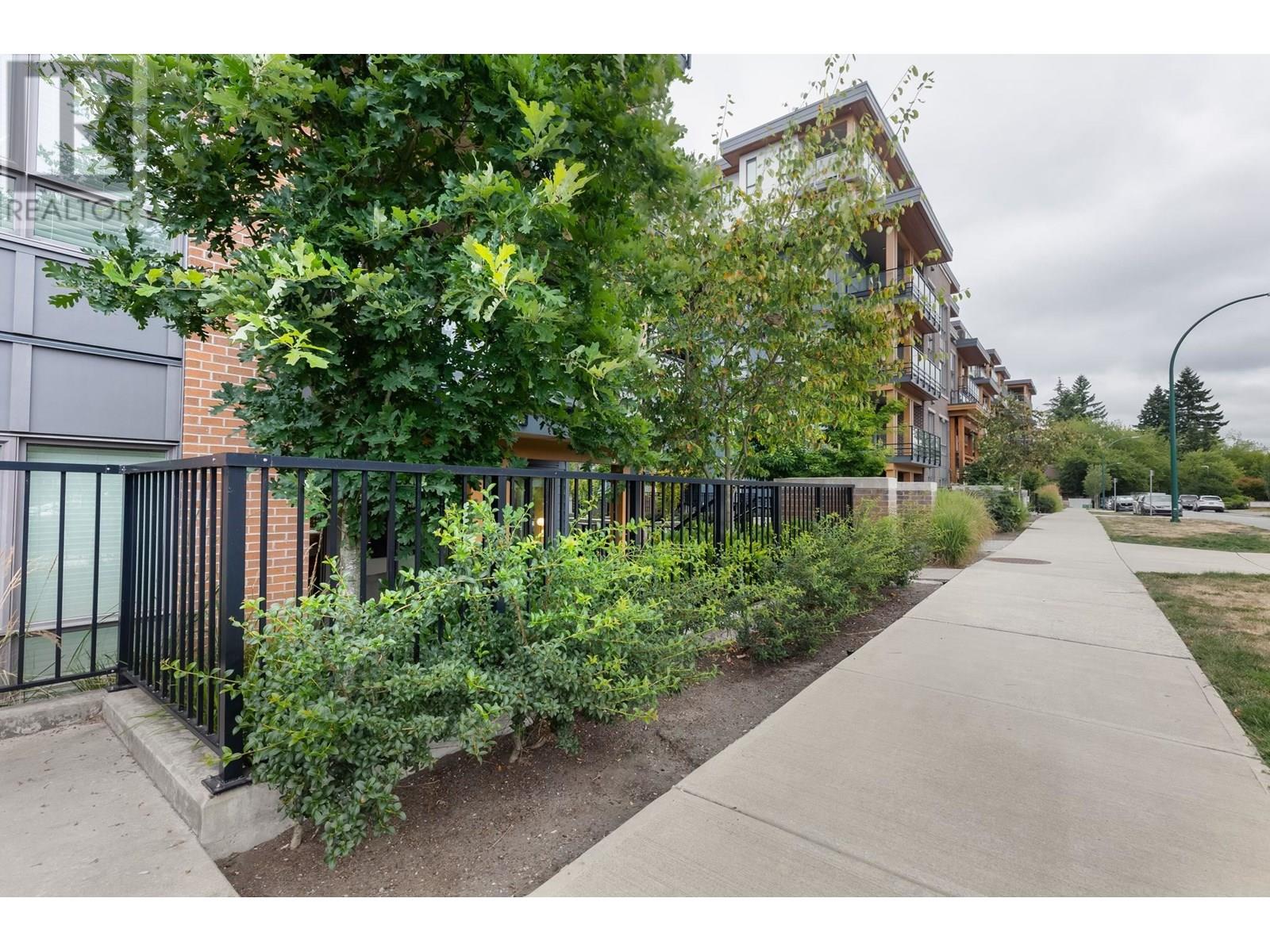 121 721 Anskar Court, Coquitlam, British Columbia  V3J 0L4 - Photo 35 - R3031431