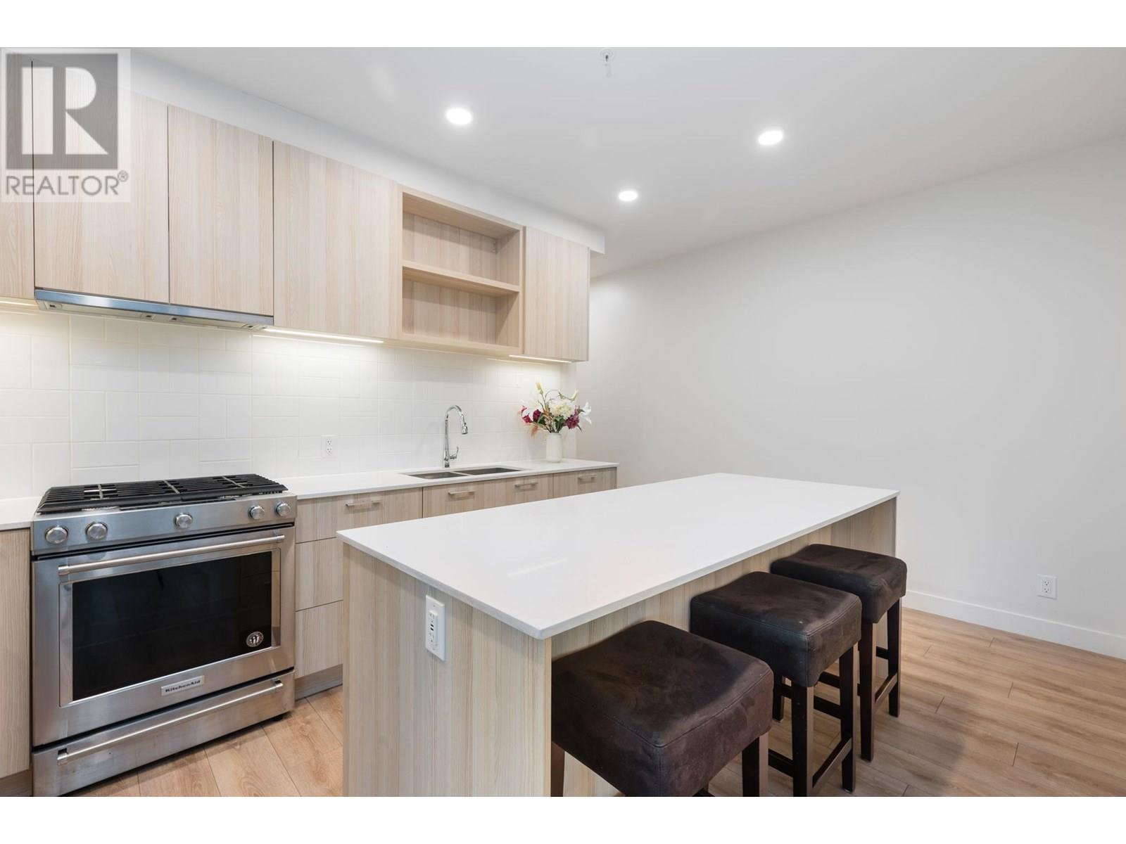 121 721 Anskar Court, Coquitlam, British Columbia  V3J 0L4 - Photo 9 - R3031431
