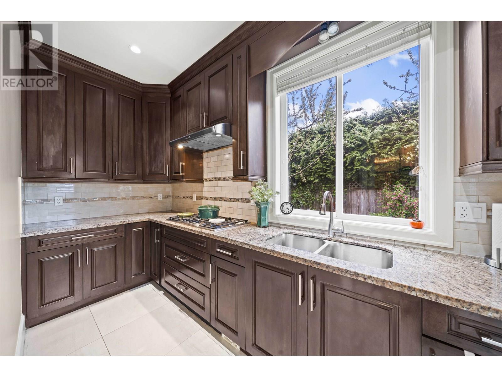 6691 Woodwards Road, Richmond, British Columbia  V7E 1H2 - Photo 11 - R3031430