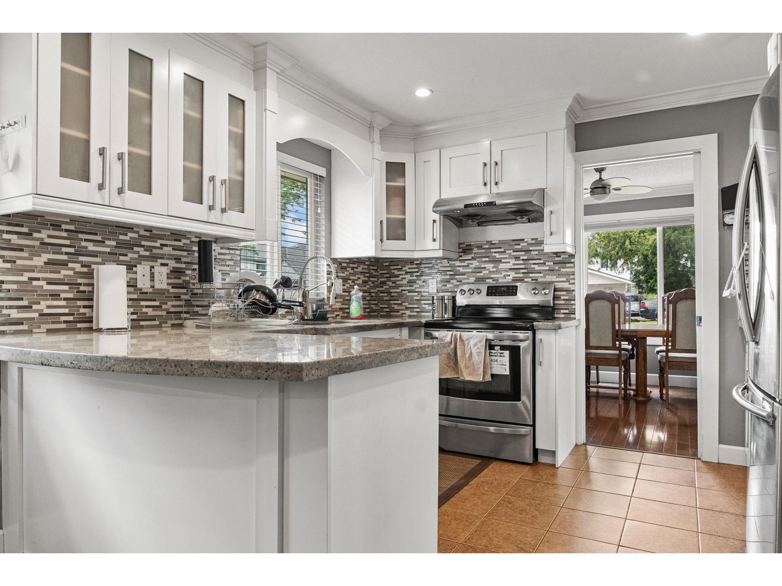 Property at 15042 85A AVENUE image 2