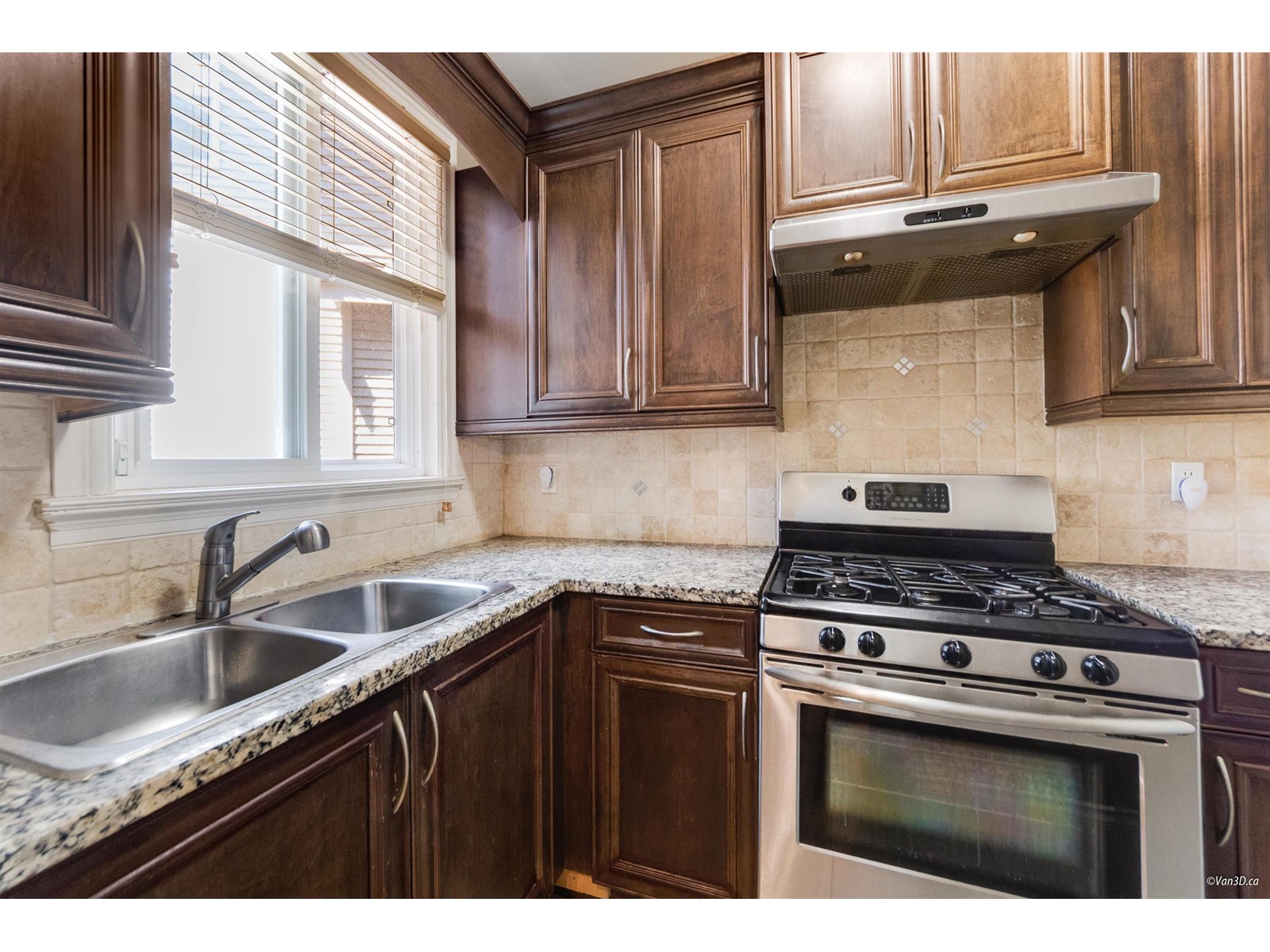 9766 160a Street, Surrey, British Columbia  V4N 5M1 - Photo 19 - R3031084