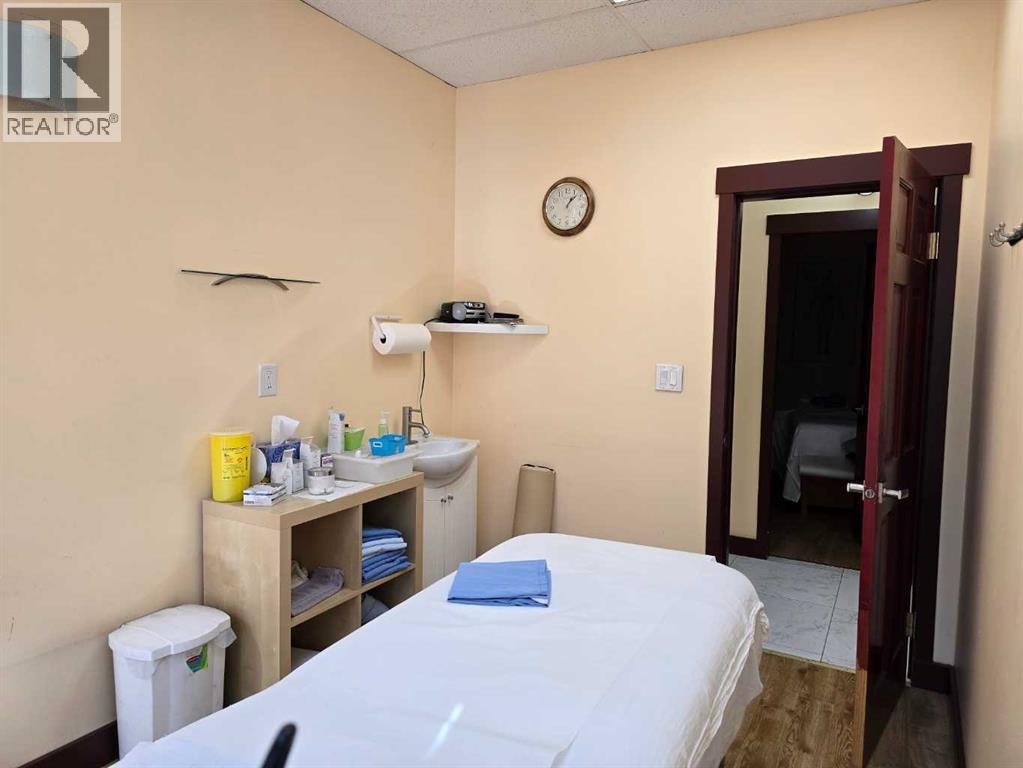 116, 738 3 Avenue Sw, Calgary, Alberta  T2P 0G7 - Photo 8 - A2202128