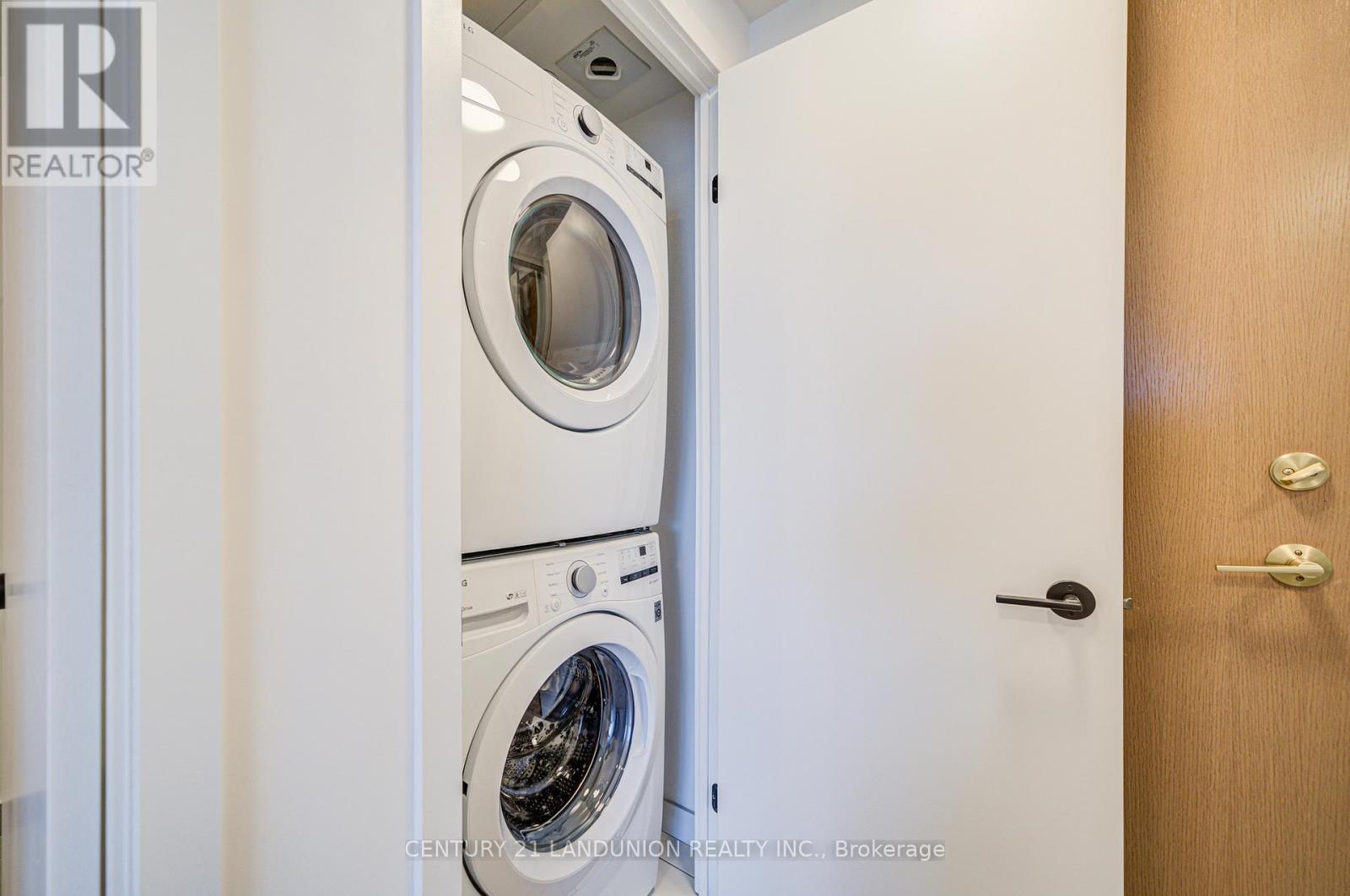 512 - 1285 Queen Street E, Toronto, Ontario  M4L 1C2 - Photo 17 - E12311837
