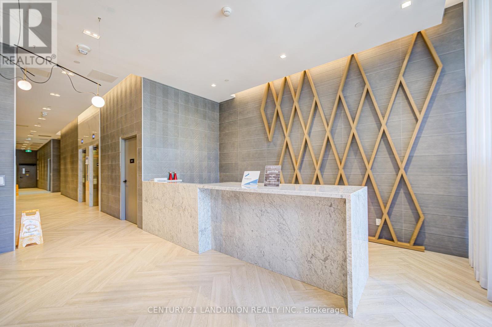 512 - 1285 Queen Street E, Toronto, Ontario  M4L 1C2 - Photo 4 - E12311837