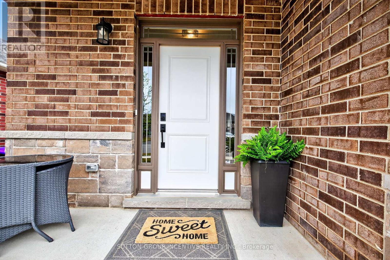 Property at 140 RITCHIE CRESCENT image 2
