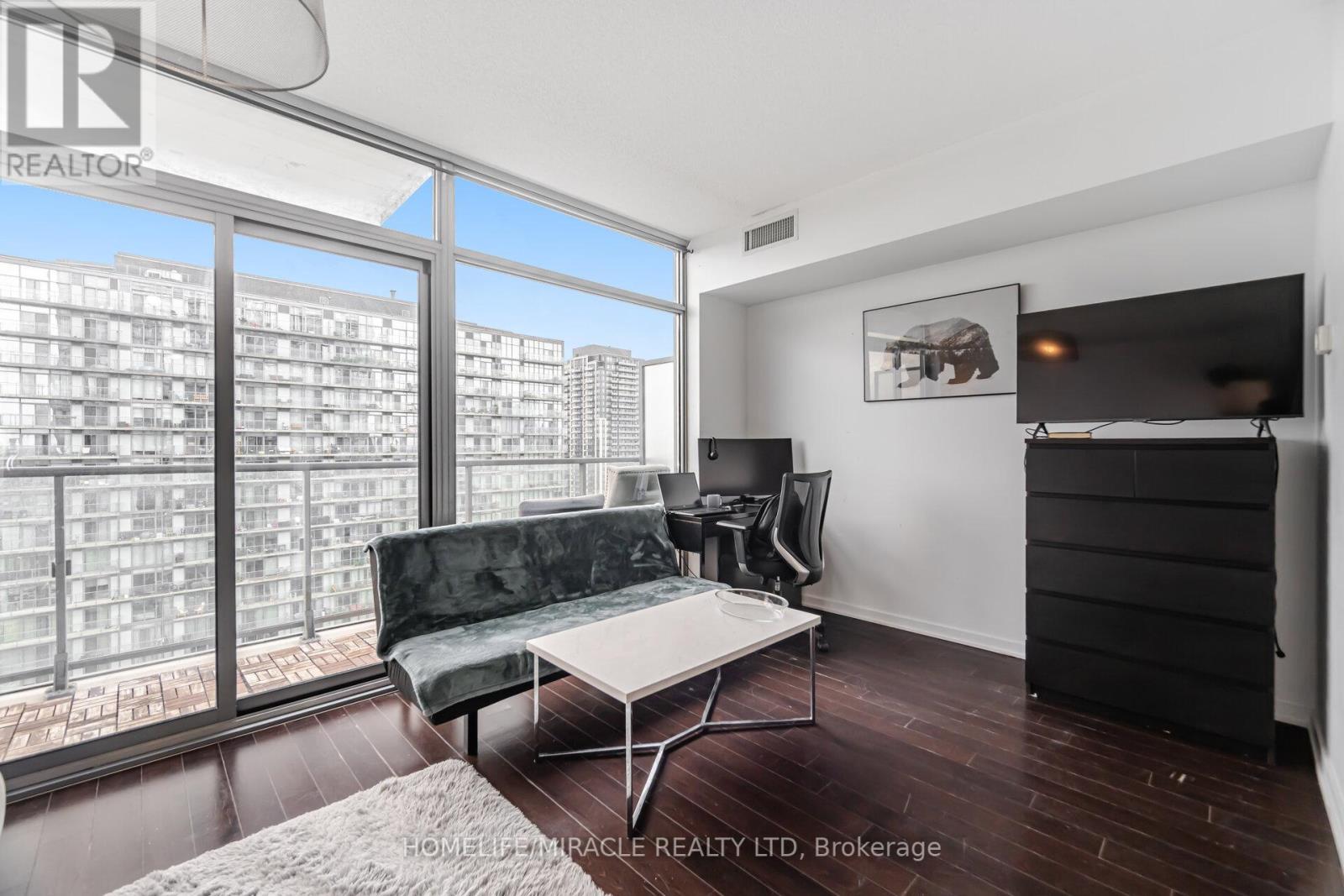 2413 - 105 The Queensway Avenue, Toronto, Ontario  M6S 5B5 - Photo 13 - W12311922