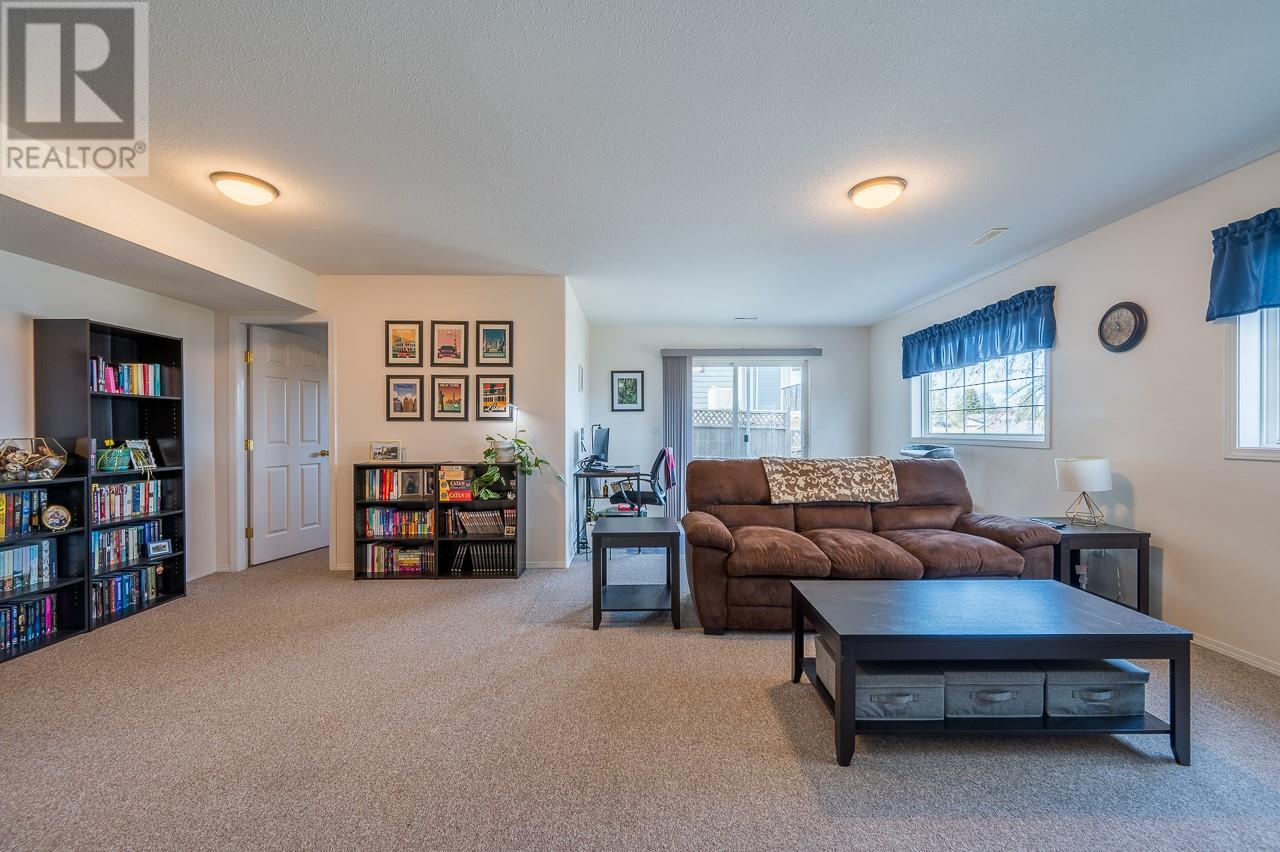 726 Dunrobin Drive Unit# 4, Kamloops, British Columbia  V1S 1X3 - Photo 14 - 10357570