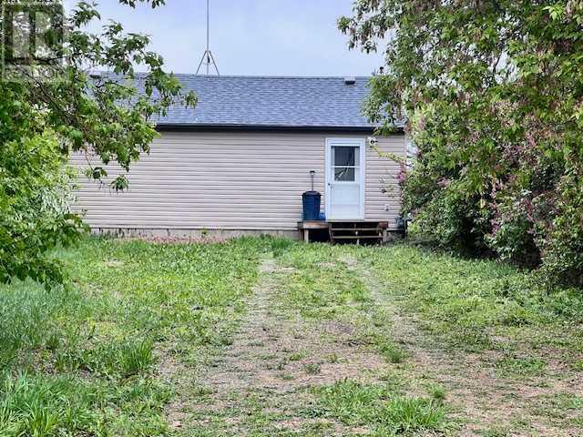 5009 49 Avenue, Forestburg, Alberta  T0B 1N0 - Photo 12 - A2203185