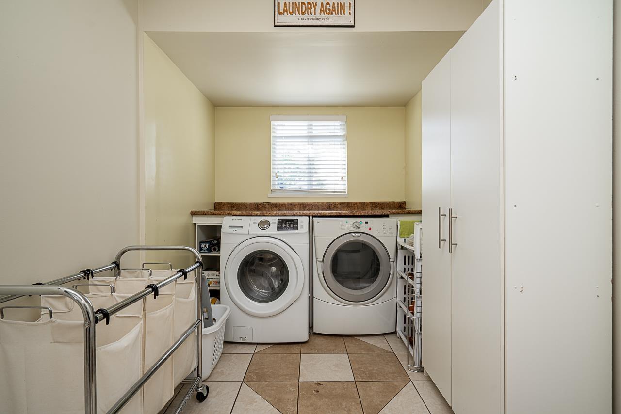 8682 143a Avenue, Surrey, British Columbia V3W 0K4 - Photo 10 - R3031060