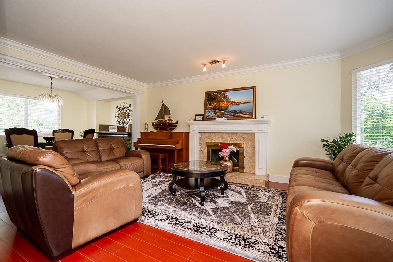 8682 143a Avenue, Surrey, British Columbia V3W 0K4 - Photo 2 - R3031060