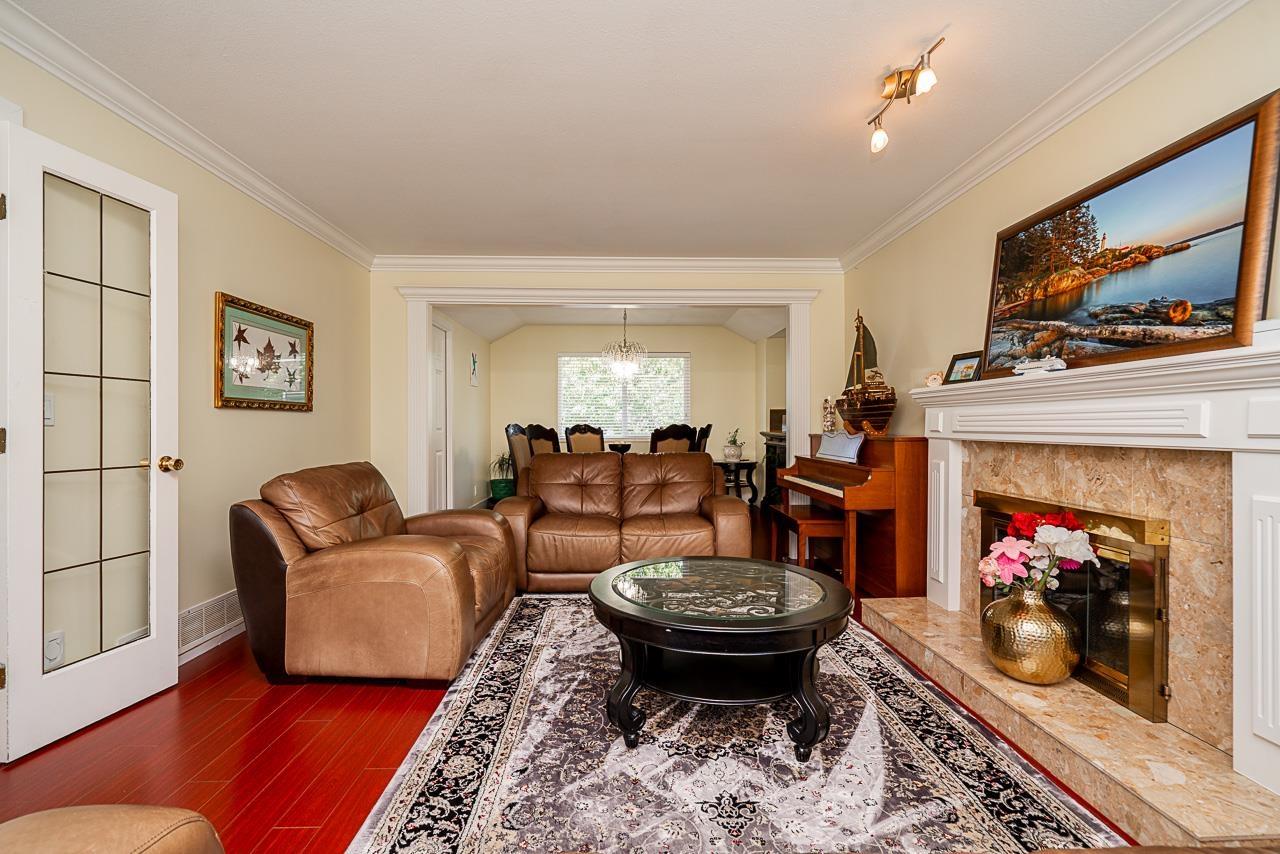 8682 143a Avenue, Surrey, British Columbia V3W 0K4 - Photo 6 - R3031060