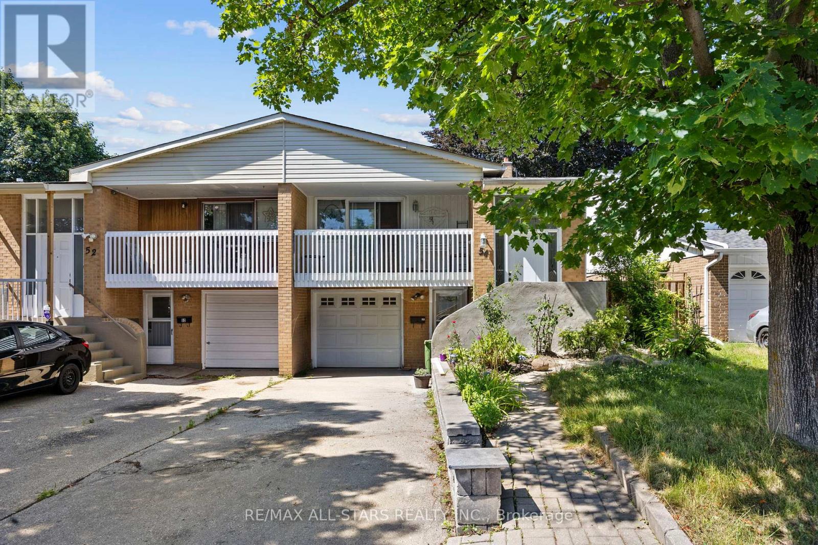 Property at 54 KENNALEY CRESCENT E image 1