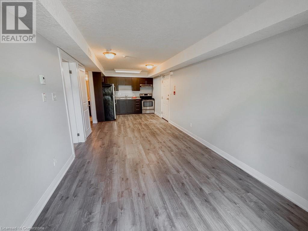 185 Windale Crescent Unit# 11b, Kitchener, Ontario  N2E 0G3 - Photo 6 - 40746666