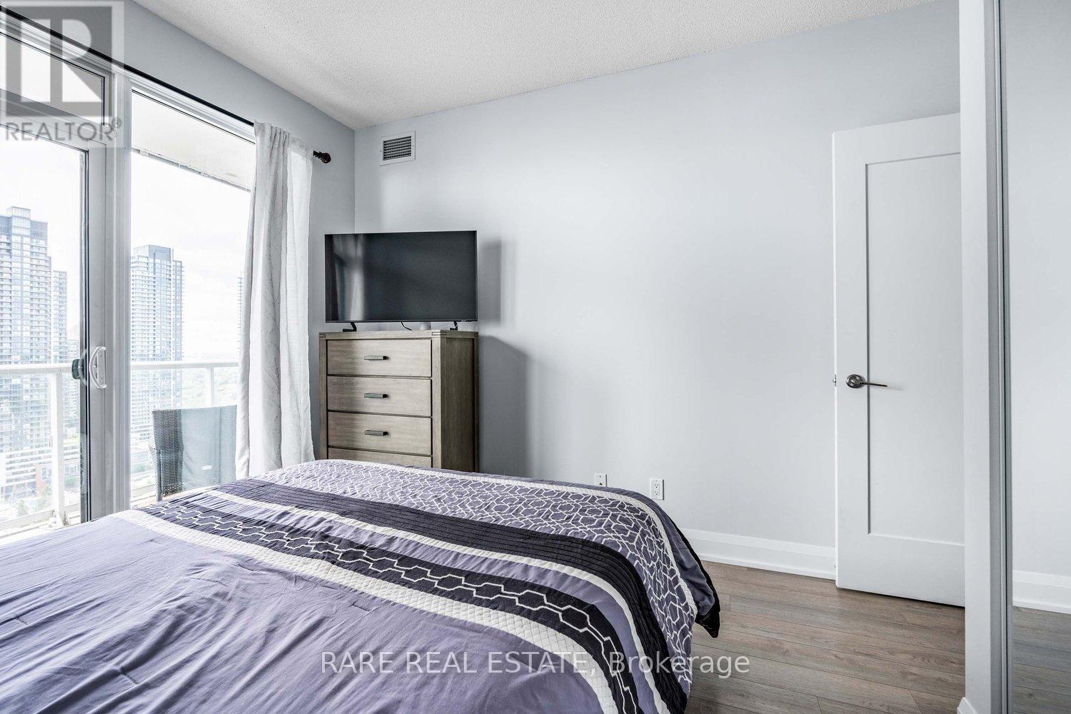 2404 - 56 Annie Craig Drive, Toronto, Ontario  M8V 0C8 - Photo 21 - W12311949