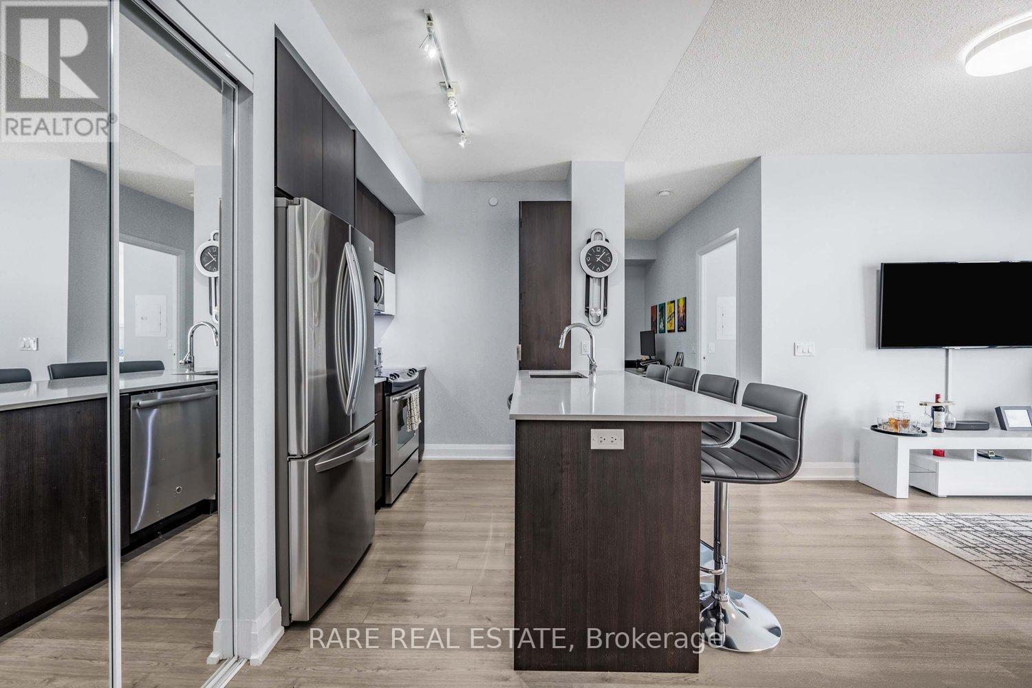 2404 - 56 Annie Craig Drive, Toronto, Ontario  M8V 0C8 - Photo 4 - W12311949