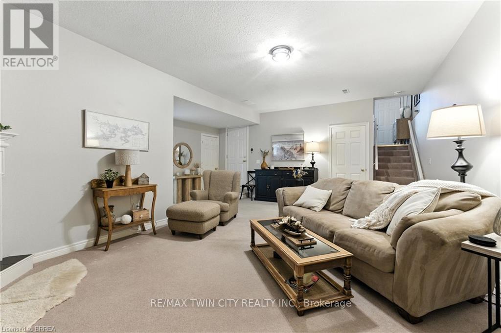 18 - 24 Hardy Road, Brantford, Ontario  N3T 5K6 - Photo 23 - X12311939