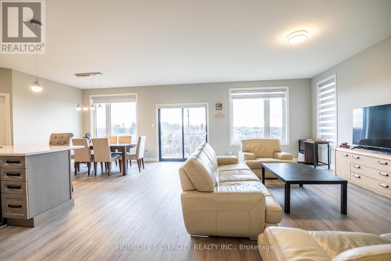 Property at 503 BONAVENTURE COURT image 4