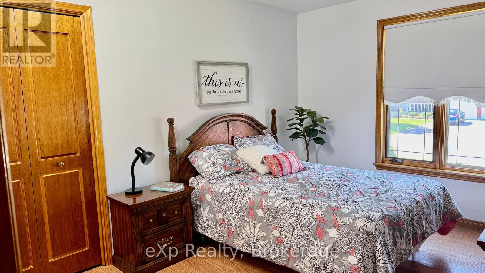 655 17th Street Crescent, Hanover, Ontario  N4N 3S7 - Photo 15 - X12236739