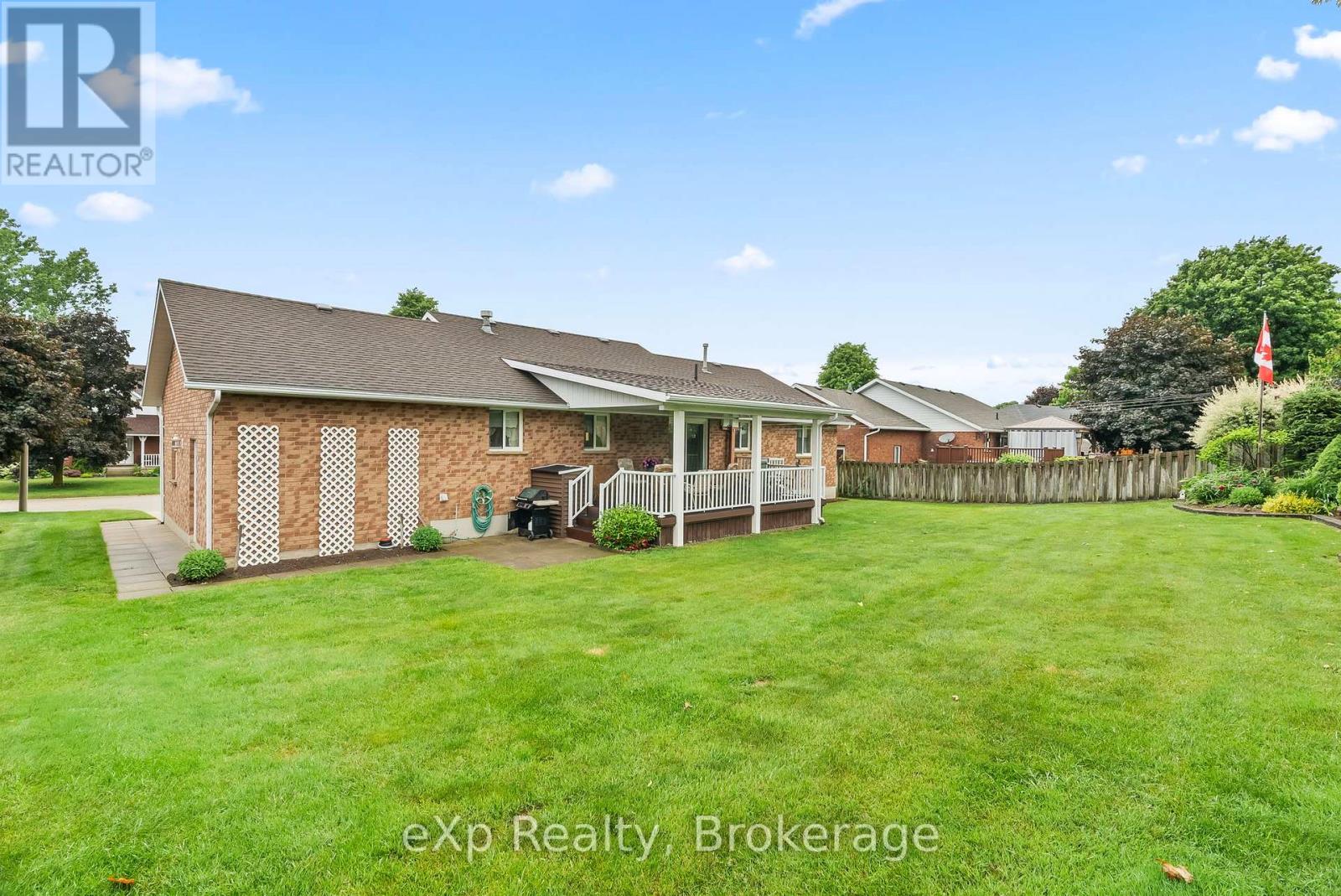 655 17th Street Crescent, Hanover, Ontario  N4N 3S7 - Photo 32 - X12236739