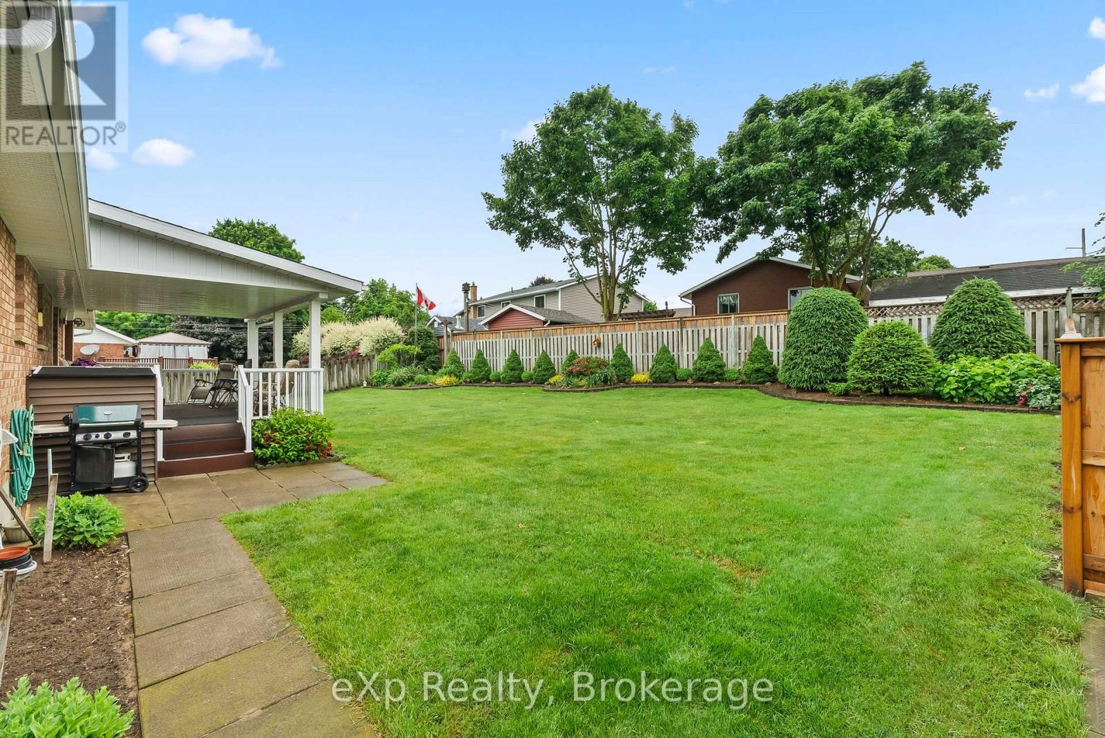 655 17th Street Crescent, Hanover, Ontario  N4N 3S7 - Photo 31 - X12236739