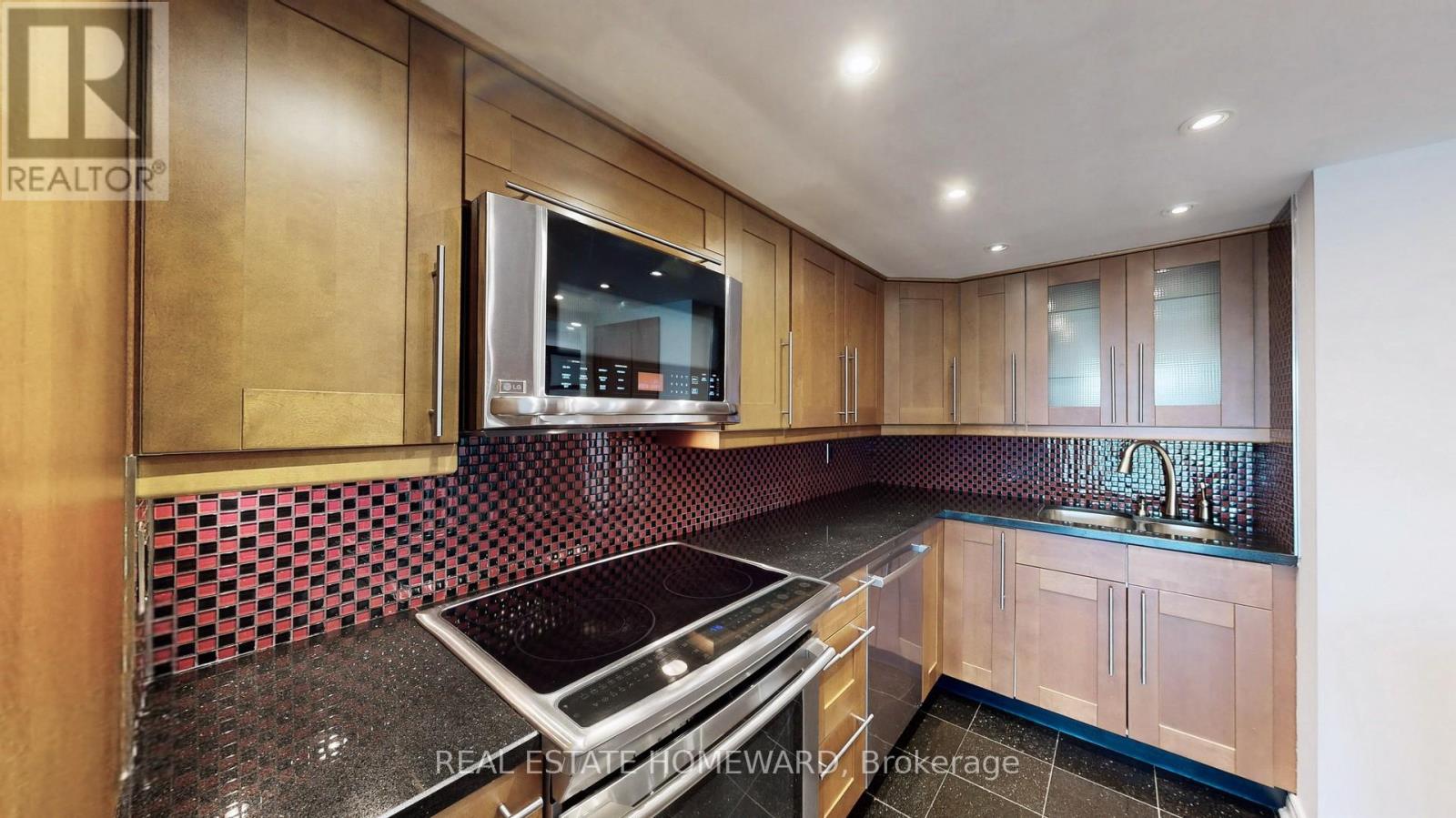 1806 - 15 Maitland Place, Toronto (Cabbagetown-South St. James Town), Ontario  M4Y 2X3 - Photo 7 - C12311925