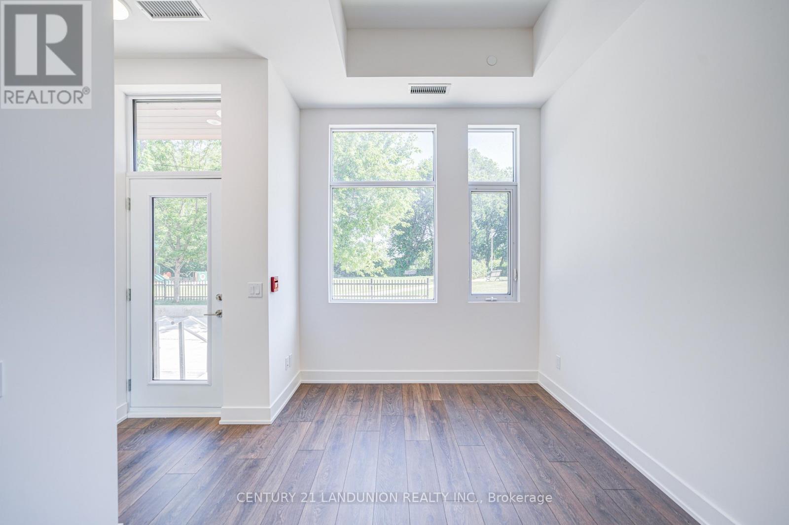 102 - 1285 Queen Street E, Toronto (Greenwood-Coxwell), Ontario  M4L 1C2 - Photo 11 - E12311985