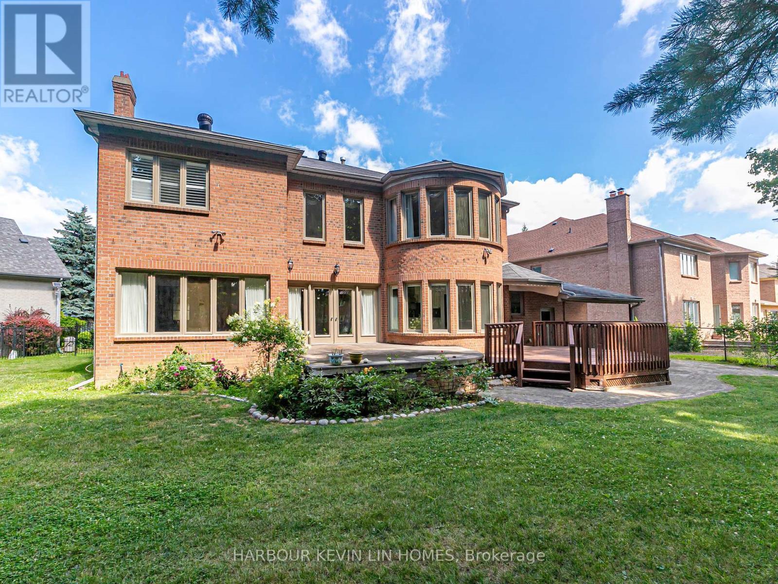 10 Edmund Crescent, Richmond Hill (Bayview Hill), Ontario  L4B 2X9 - Photo 44 - N12311973