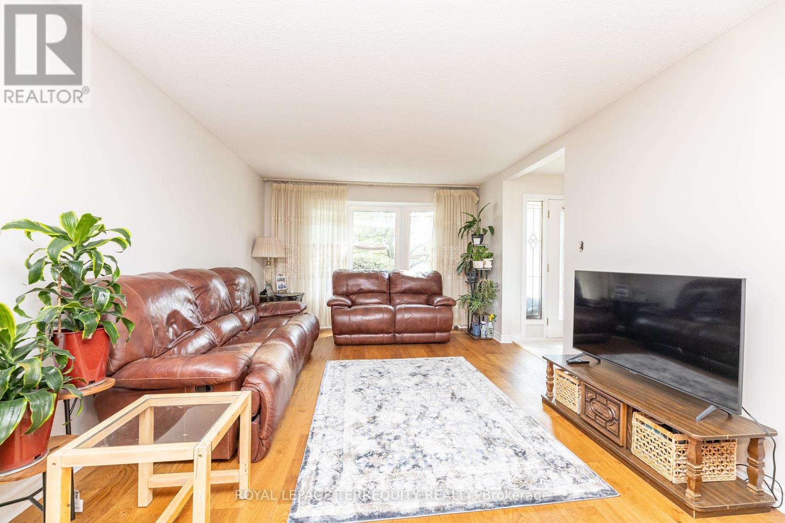 3205 Gwendale Crescent, Mississauga, Ontario  L5A 3B6 - Photo 10 - W12311989