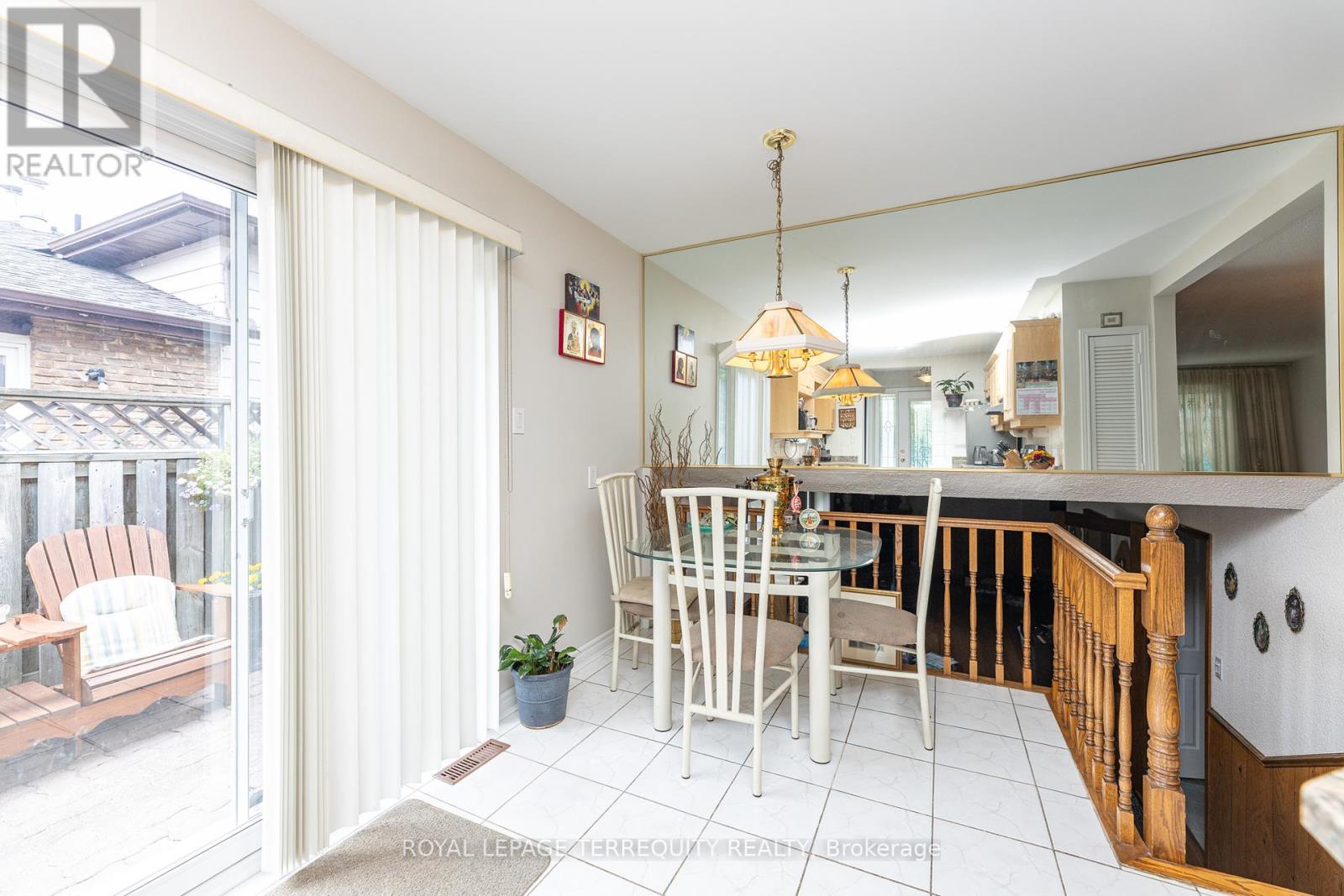 3205 Gwendale Crescent, Mississauga, Ontario  L5A 3B6 - Photo 17 - W12311989