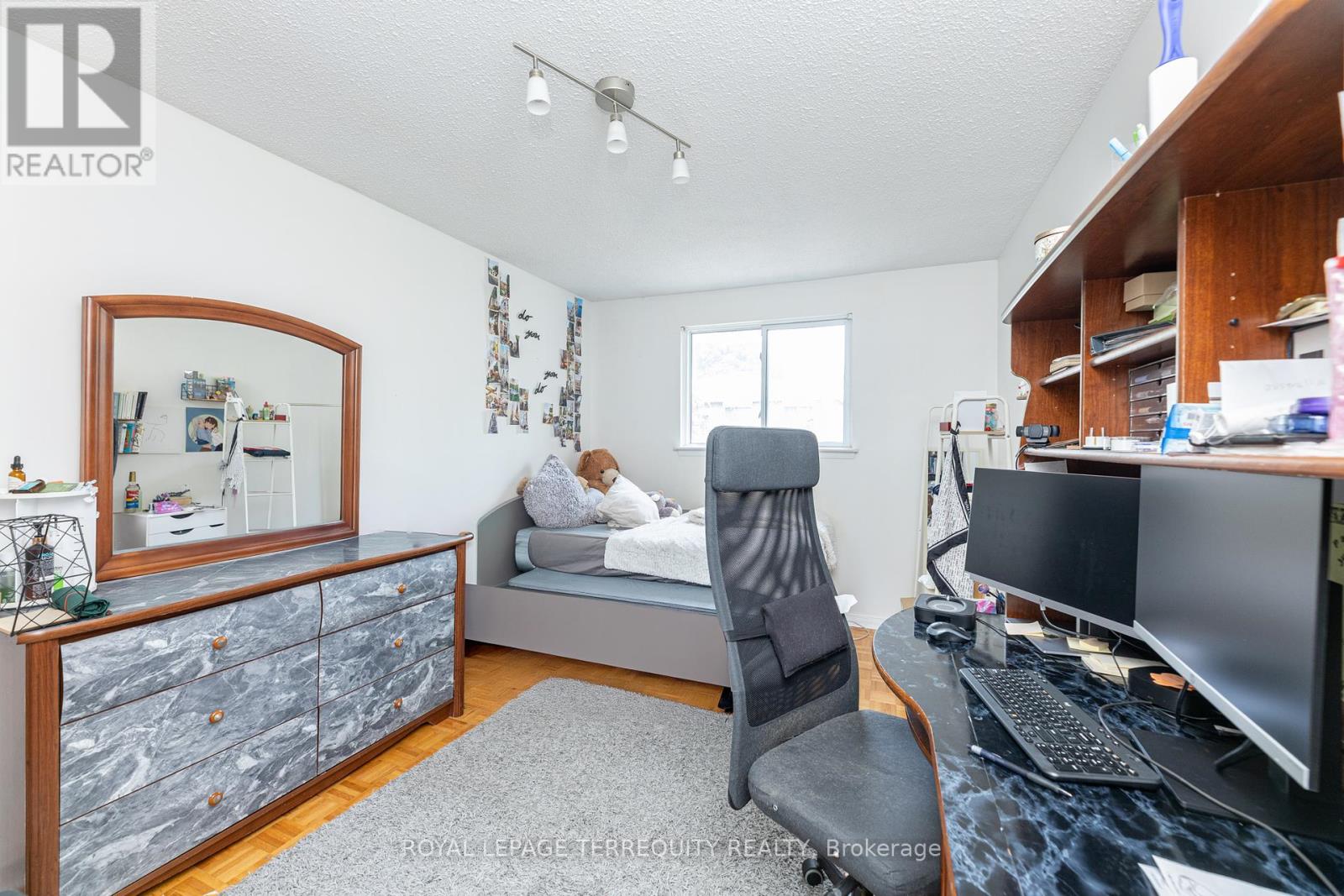 3205 Gwendale Crescent, Mississauga, Ontario  L5A 3B6 - Photo 22 - W12311989