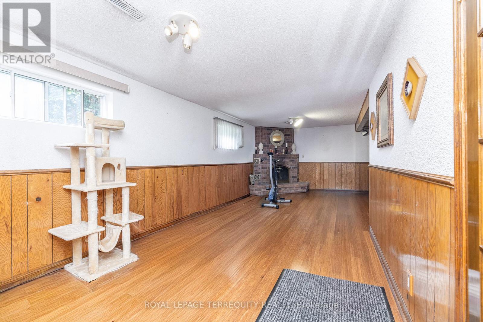 3205 Gwendale Crescent, Mississauga, Ontario  L5A 3B6 - Photo 24 - W12311989