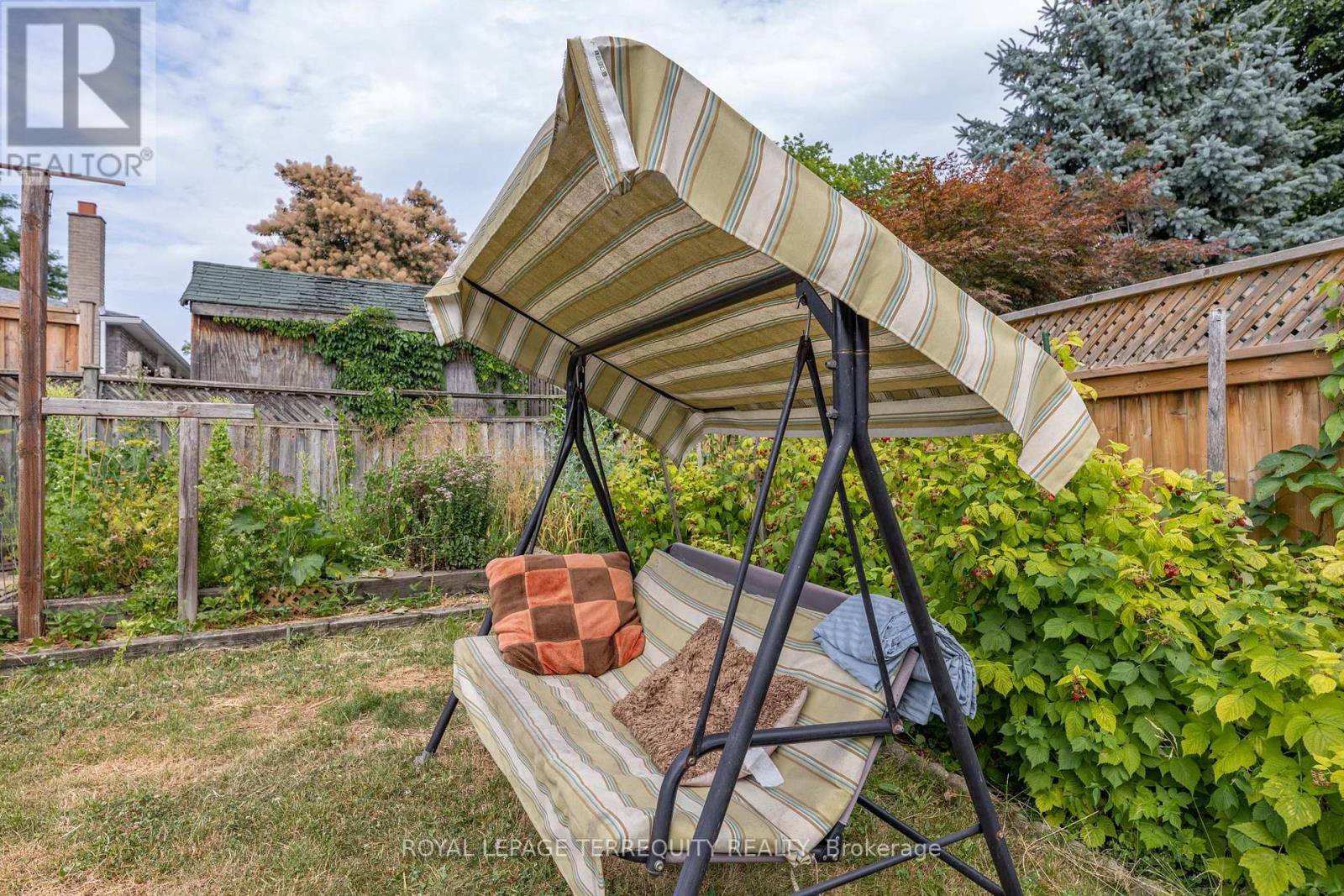 3205 Gwendale Crescent, Mississauga, Ontario  L5A 3B6 - Photo 29 - W12311989