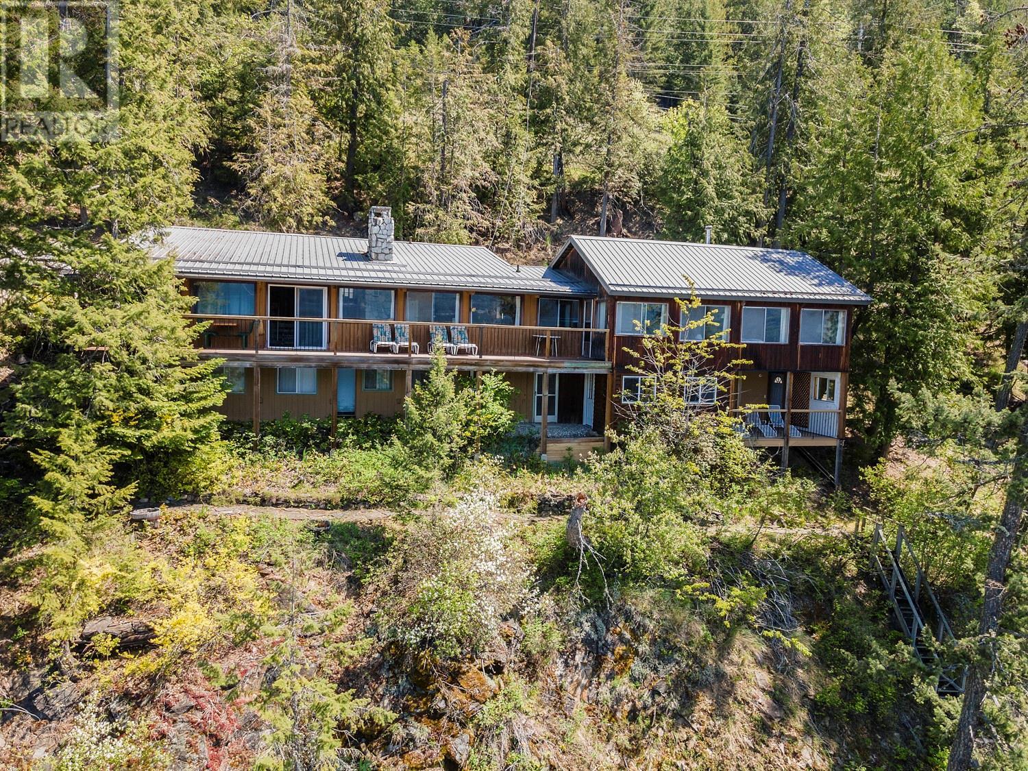 East Shore House for sale:  4 bedroom 2,166 sq.ft. (Listed 2025-05-13)