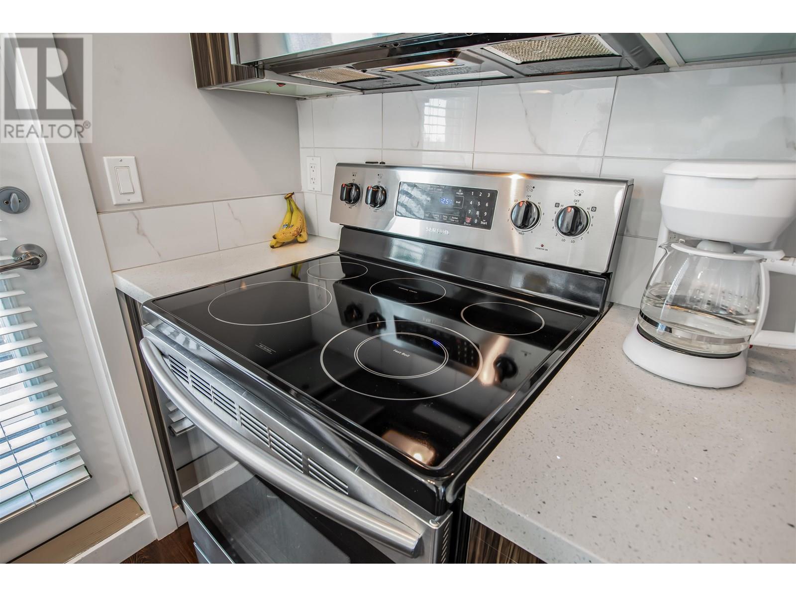 604 22318 Lougheed Highway, Maple Ridge, British Columbia  V2X 2T4 - Photo 11 - R3031069
