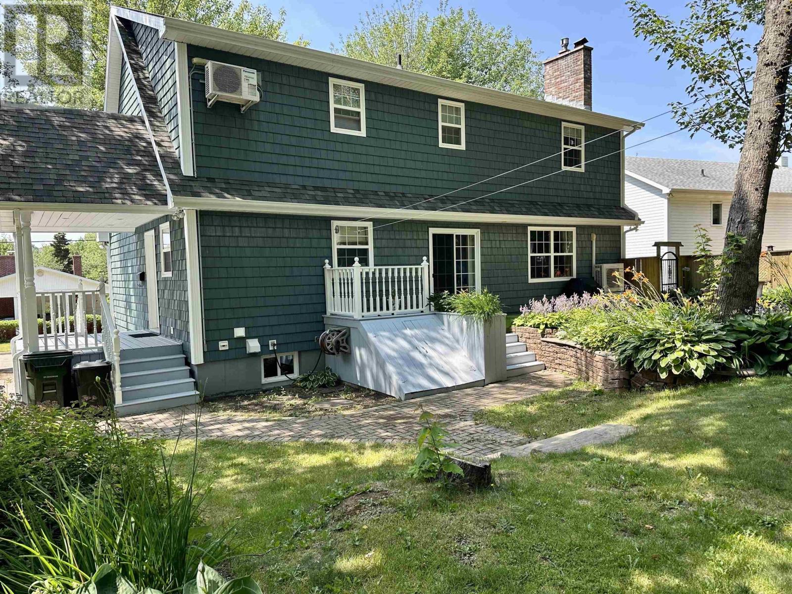 94 Cottagedale Crescent, Sydney, Nova Scotia  B1P 6T8 - Photo 6 - 202518965