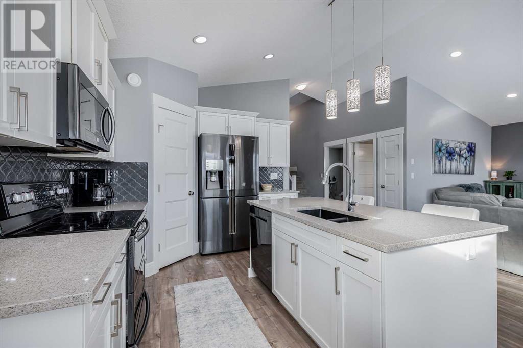 27 Henderson Crescent Nw, Penhold, Alberta  T0M 1R0 - Photo 9 - A2224422