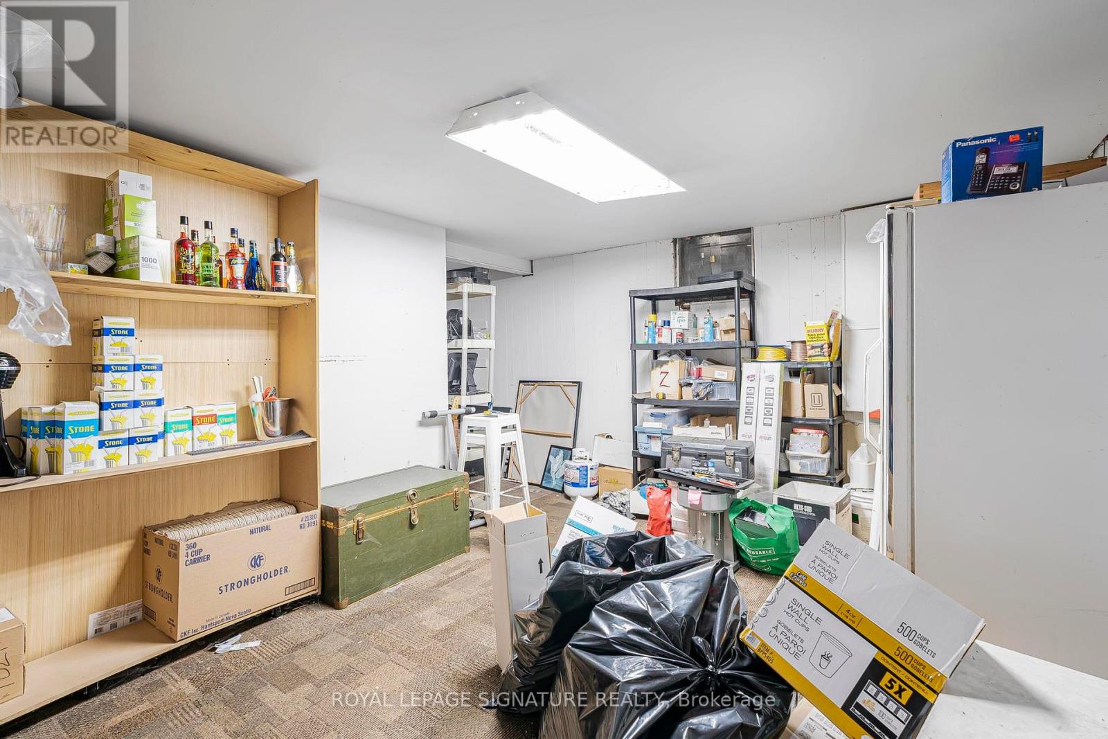 978 Pape Avenue, Toronto, Ontario  M4K 3V7 - Photo 18 - E12306901