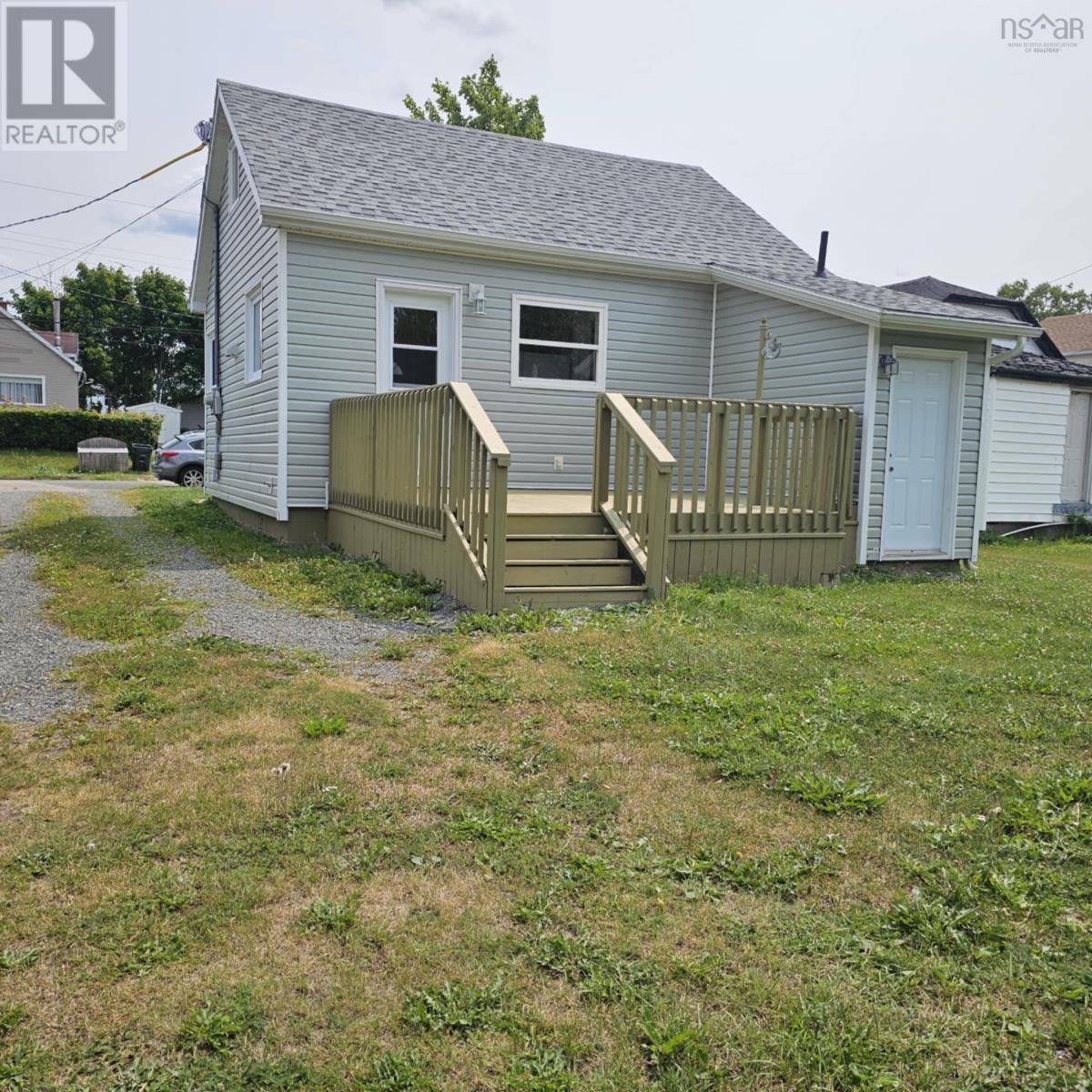 43 Colby Street, Sydney, Nova Scotia  B1P 3P9 - Photo 3 - 202518623