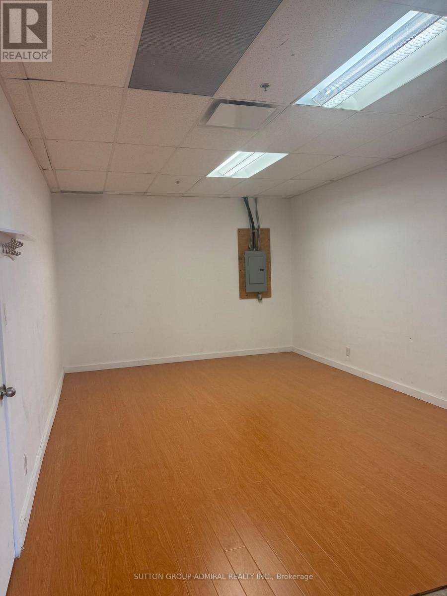 3 - 300 Supertest Road, Toronto, Ontario  M3J 2M2 - Photo 8 - W12293584